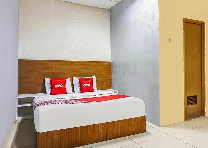 Oyo 90872 Coolz Homestay Tebet Near Tis Square