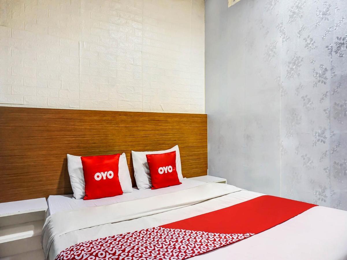 Oyo 90872 Coolz Tebet Near Tis Square 2* Jakarta