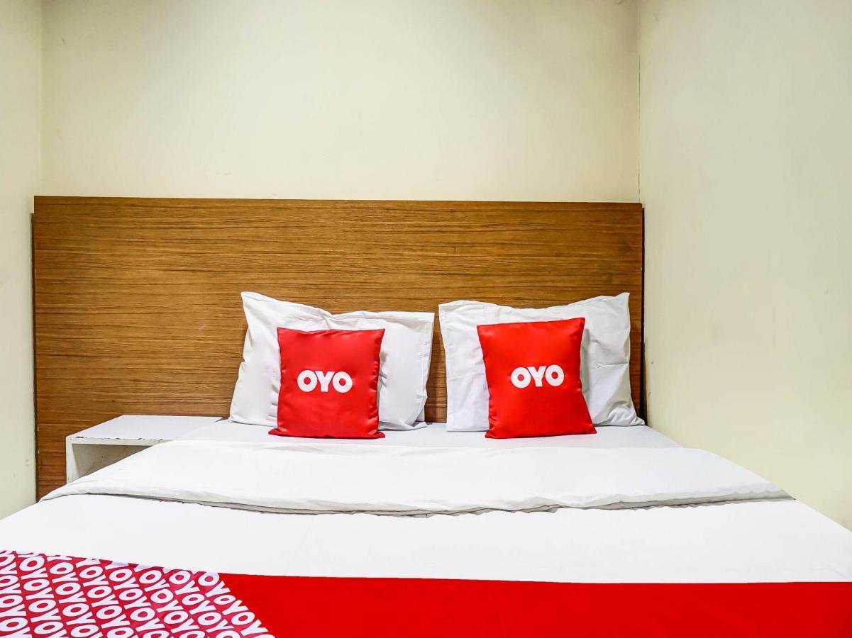 Oyo 90872 Coolz Tebet Near Tis Square Jakarta