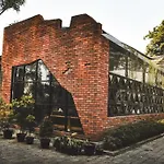 Oyo 90872 Coolz Homestay Tebet Near Tis Square